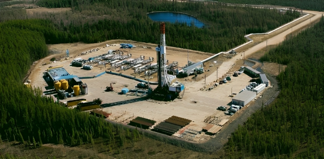 vista aérea de una empresa de petróleo y gas