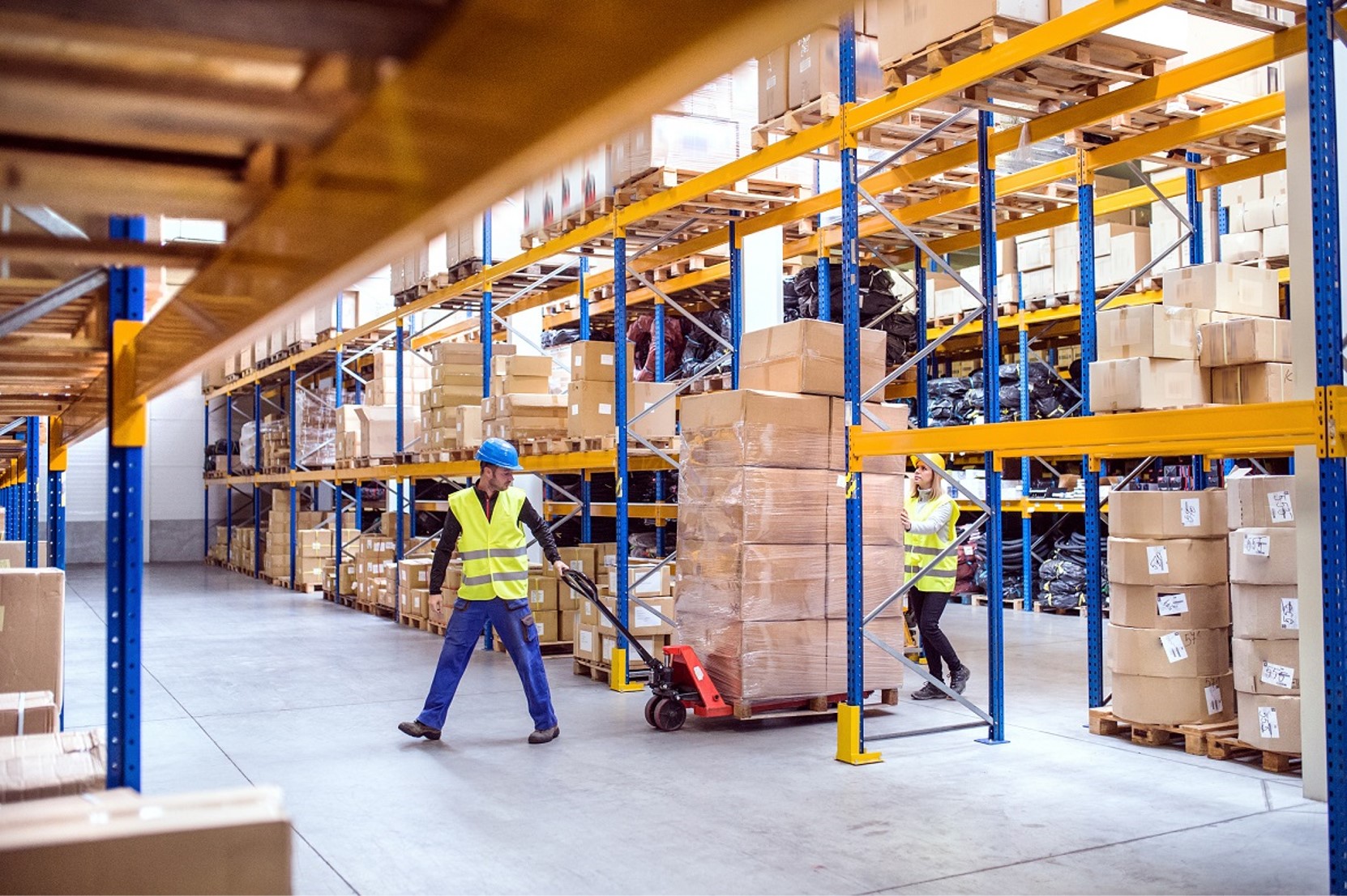 Creating Efficient Logistics Processes in the Retail Sector